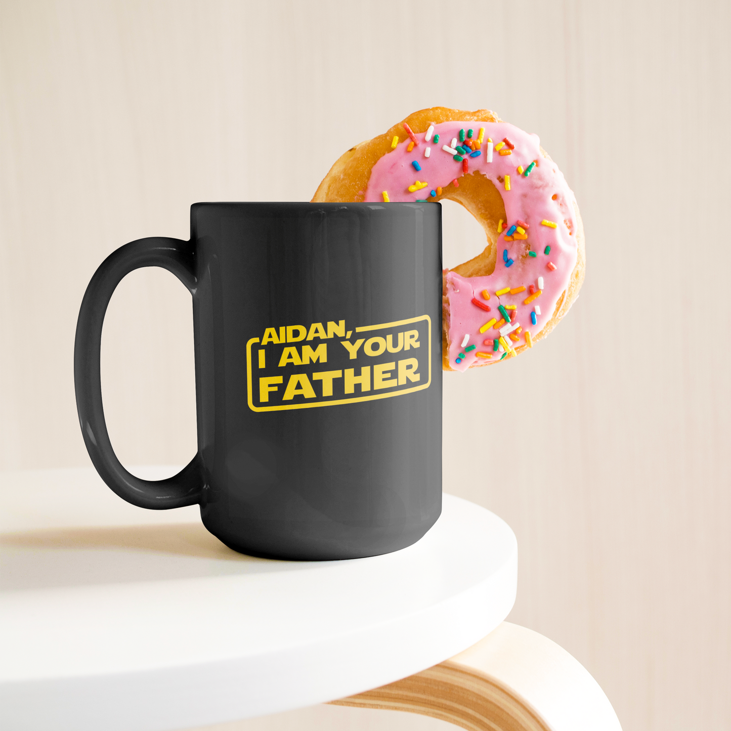 Samantha_Rowden_Lifestyle_Donut_LH_Mockup.png